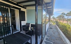 Central Apartment With Sea Views
